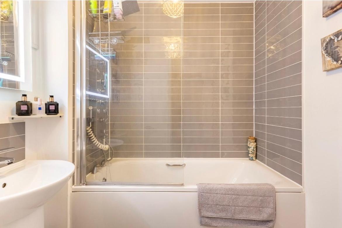 Fullers Modern And Stylish Room Chudleigh Extérieur photo